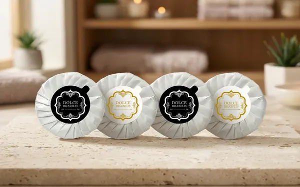 Kit de amenities variados para anúncio de Airbnb e temporada